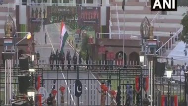 World News | Pakistan Wishes to Resolve Outstanding Issues with Neighbours Including India