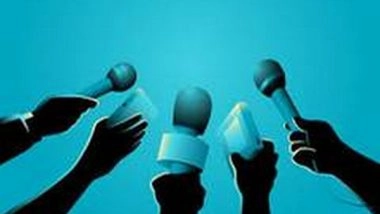 World News | Pakistan Broadcasters Association Slams Imran Khan Govt for Oppressing Media Bodies