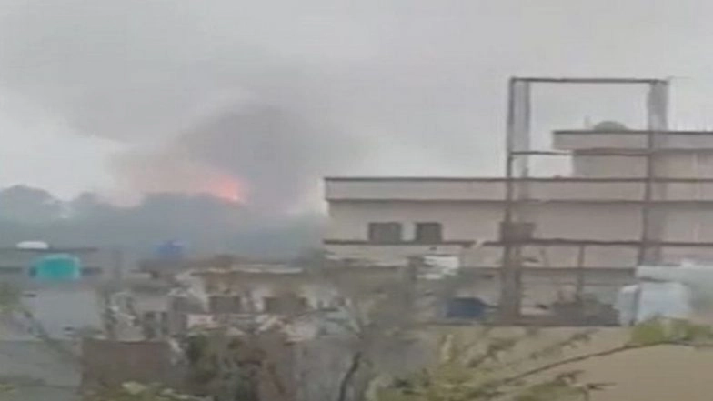 Pakistan: Massive Explosion heard in Sialkot Cannt Area