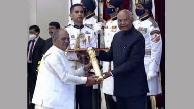 Padma Awards 2022: President Ram Nath Kovind Confers Padma Vibhushan Awards to Prabha Atre, Late Kalyan Singh