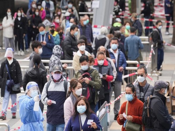 World News | China's COVID-19 Situation Continues to Worsen with Long Queues for Testing Witnessed in Shenzhen - Vimarsana News