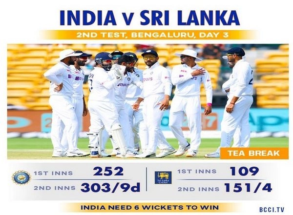 Sports News | Ind Vs SL, 2nd Test (D/N): Hosts Inch Closer to Series Sweep as Bowlers Bag Three Wickets in First Session (Tea, Day-3)