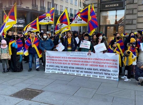 World News | Protest Held in Canberra to Commemorate 63rd Anniversary of Tibetan National Uprising Day