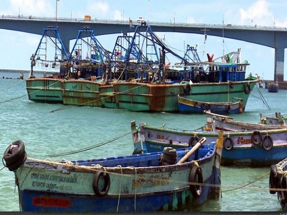 India News | Sri Lankan Navy Arrests 3 Indian Fishermen for Alleged Poaching - Vimarsana News