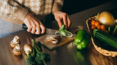 Lifestyle News | Research Shows Healthy Home Cooking Benefits People's Mental Health