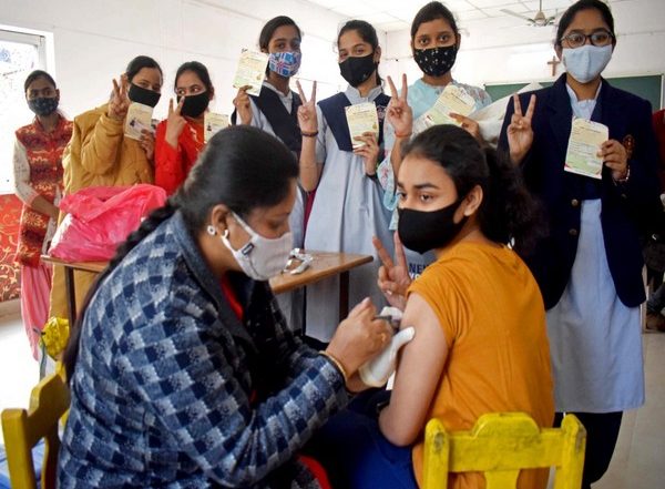 India News | Over 16.70 Cr Unutilized COVID-19 Vaccine Doses Available with States, UTs: Centre
