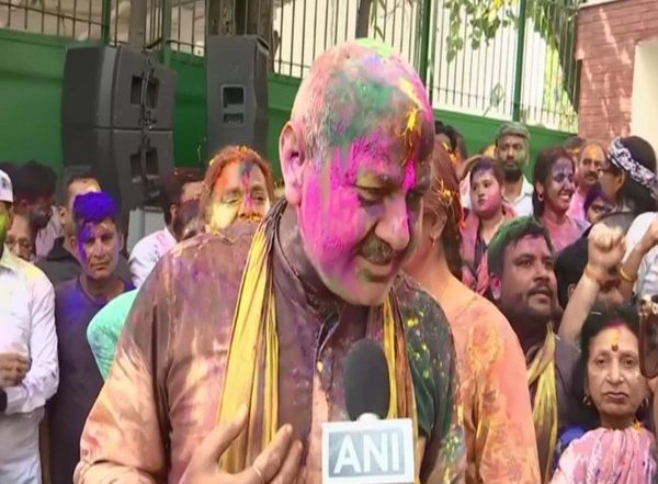India News | Their Deeds Like Raavan and They Talk About Gita: Manish Sisodia on Bhagwad Gita in Gujarat Schools Syllabus