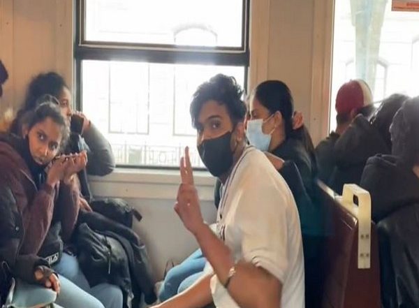 World News | Operation Ganga: Indian Students Evacuated from Sumy to Board Train for Poland