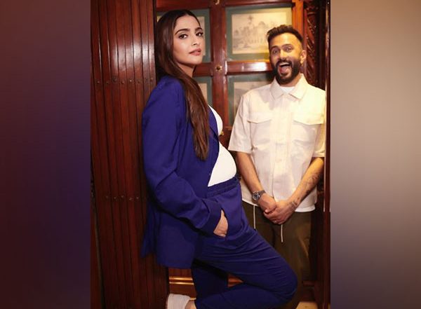 Entertainment News | Sonam Kapoor, Anand Ahuja Make First Public Appearance After Pregnancy Announcement
