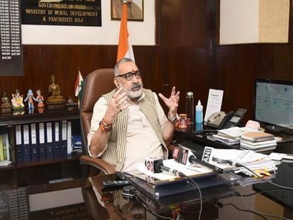 India News | Use of Technology Has Increased Transparency in Effective Implementation of Schemes: Giriraj Singh - Vimarsana News