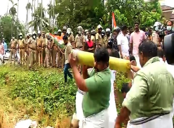India News | Kerala: Congress Workers, Locals Throw SilverLine Survey Stones in Pond