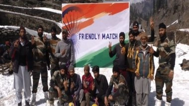 India News | J-K: First of Its Kind Friendly Snow Volleyball Match Between Indian Army, Civilians Organised in Uri