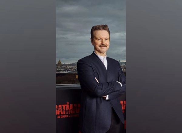 Entertainment News | Matt Reeves Misses 'The Batman' Premiere as He Contracts COVID-19