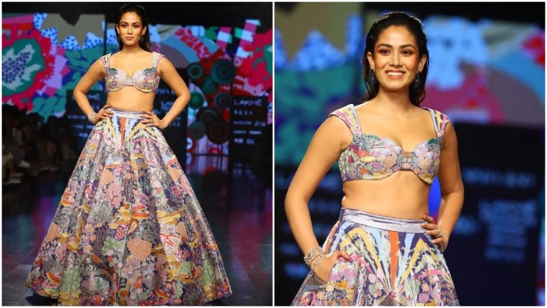 Lakme Fashion Week 2022: Mira Kapoor Walks the Ramp for Aisha Rao and She's a Sight for Sore Eyes