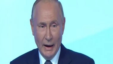 World News | Putin Signs Laws on Sanctioning Foreign Individuals, Criminalizing Fakes About Military