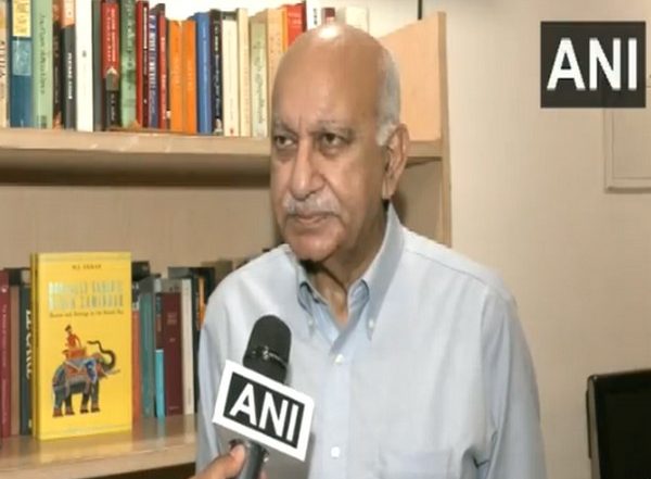 India News | MJ Akbar Recalls Rajiv Gandhi's Reply on Exodus of Kashmiri Pandits