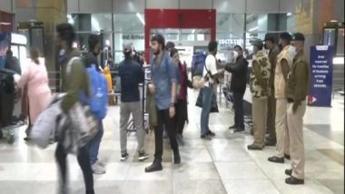 India News | Operation Ganga: Special Flight Carrying 160 Students Evacuated from Ukraine Reaches Delhi