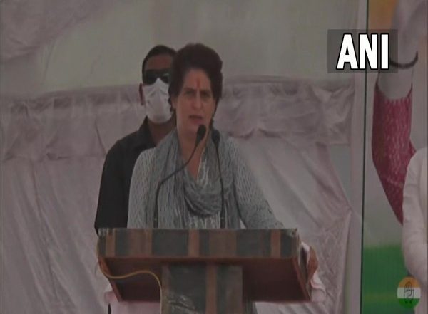 India News | Against Which Mafia Did the BJP Government Use the Bulldozer, Questions Priyanka Gandhi