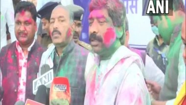 India News | Jharkhand CM Celebrates Holi with MLAs in State Legislative Assembly