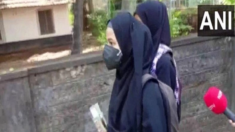 2 Students From Udupi Challenge Hijab Ban, Return Home Without Writing Exam
