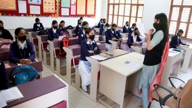 India News | COVID-19: Delhi Govt Issues SoP for Schools; Thermal Screening, Face Masks Mandatory