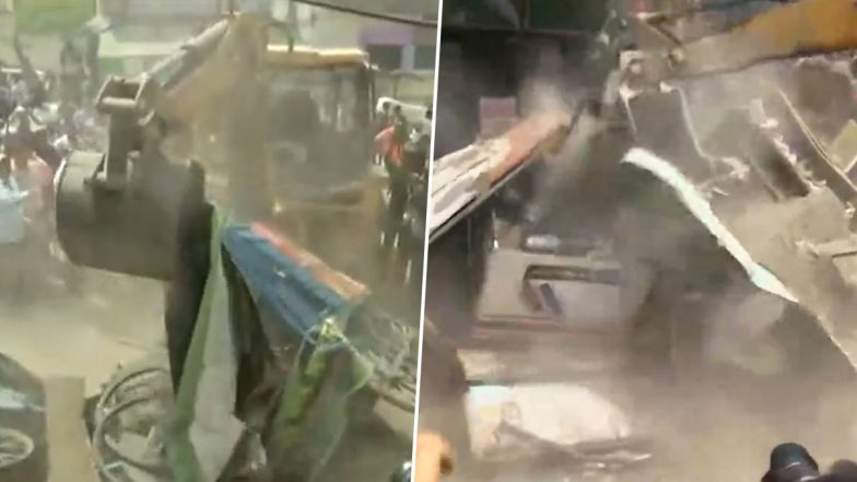 Jahangirpuri Violence: Anti-Encroachment Drive Underway at Delhi's Violence-Hit Area (Watch Video)