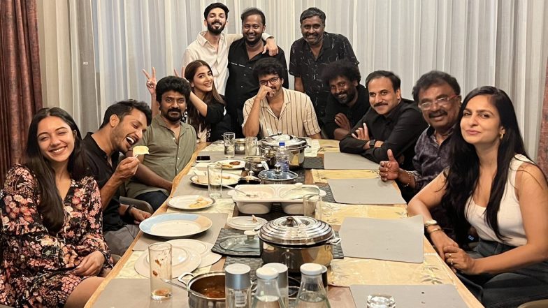 Beast: Thalapthy Vijay Hosts a Dinner for the Team, Director Nelson Dilipkumar Shares a Thankyou Note (View Pic)