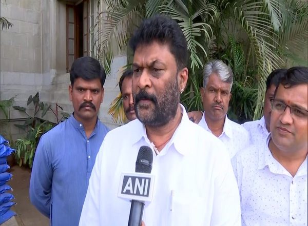 India News | Karnataka Tourism Minister Defends Petrol Price Hike