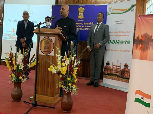 World News | Ambassador Abhay Kumar Meets Madagascar PM to Review Bilateral Ties - Vimarsana News