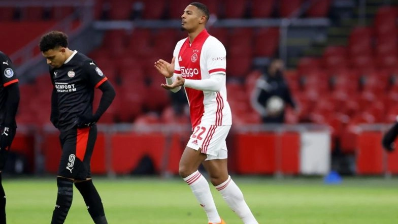 Erik ten Hag Could Bring Sebastian Haller To Manchester United