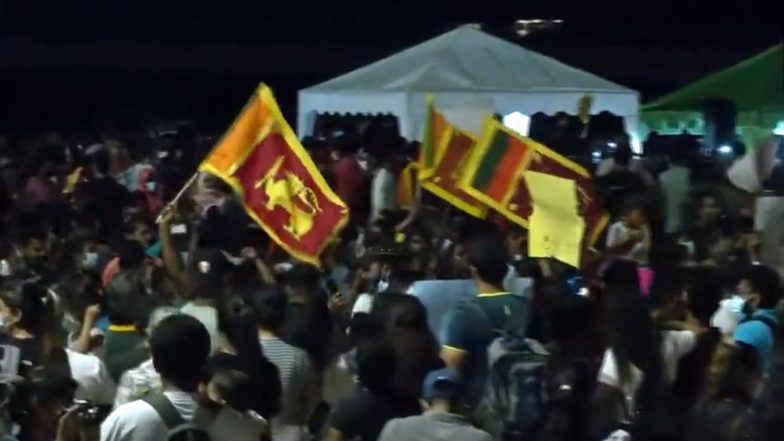 Sri Lanka Economic Crisis: Protestors in Colombo Raise Slogans Against President Gotabaya Rajapaksa, PM Mahinda Rajapaksa (Watch Video)