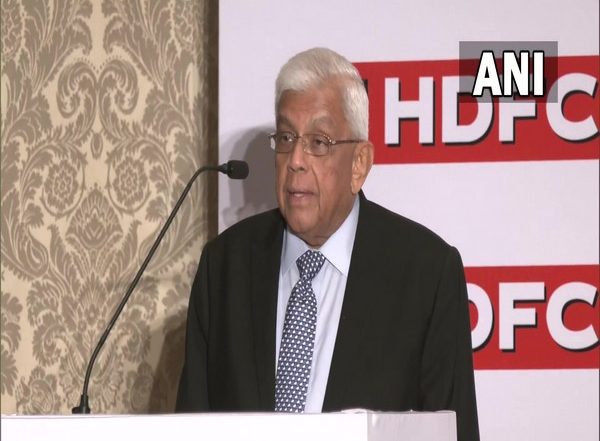 Business News | HDFC, HDFC Bank Merger May Get Regulatory Approvals in 15-18 Months: Deepak Parekh