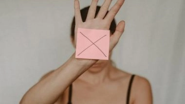 Lifestyle News | Looking at People's Bodies Rather Than Their Faces Linked with Harmful Attitudes: Study