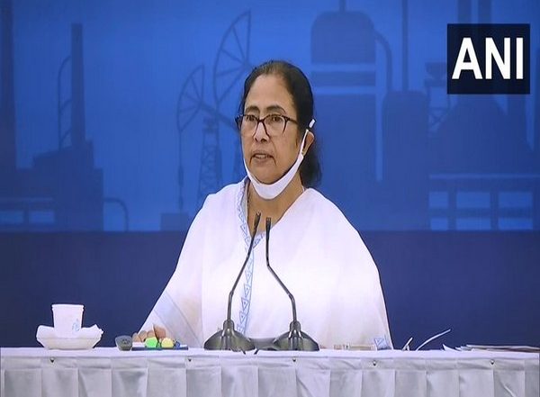 India News | Birbhum Violence: Mamata Banerjee Hands over Job Letters to Victim Families, Says She Kept Her 'words'