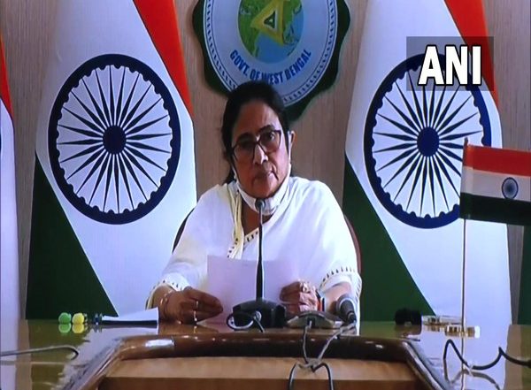 India News | Mamata Banerjee Attacks Centre, Says India's Economic Condition Worse Than Sri Lanka