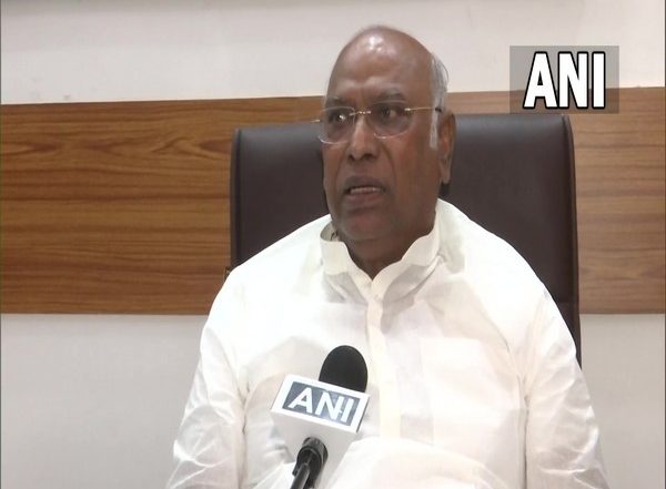 India News | Congress Leader Kharge Reacts to BSP Chief's Response for Not Showing Up to Join Opposition Alliance Despite Invitation