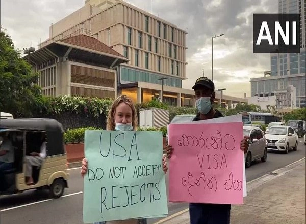 World News | Protest Held Outside US Embassy in Colombo Against Sri Lankan Govt