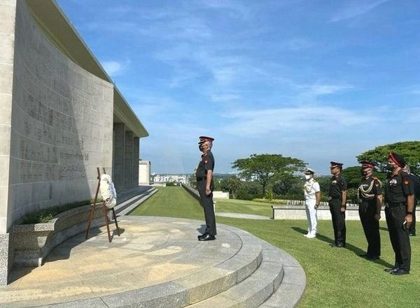 Indian Army Chief General MM Naravane Lays Wreath at Kranji War Memorial in Singapore