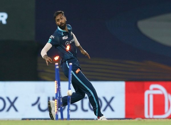 Sports News | IPL 2022: Skipper Hardik Pandya Powers Gujarat Titans to Win over RR; Debutants Go to Top Spot with 4th Victory