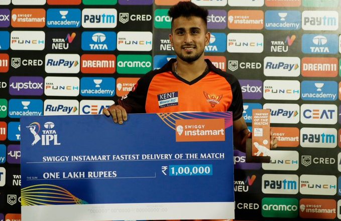 Umran Malik Wins 5th Consecutive 'Swiggy Instamart Fastest Delivery of the Match' Award in IPL 2022