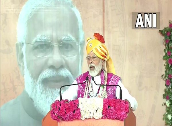 India News | Dahod Factory to Provide Employment Opportunities to Local Youths: PM Modi
