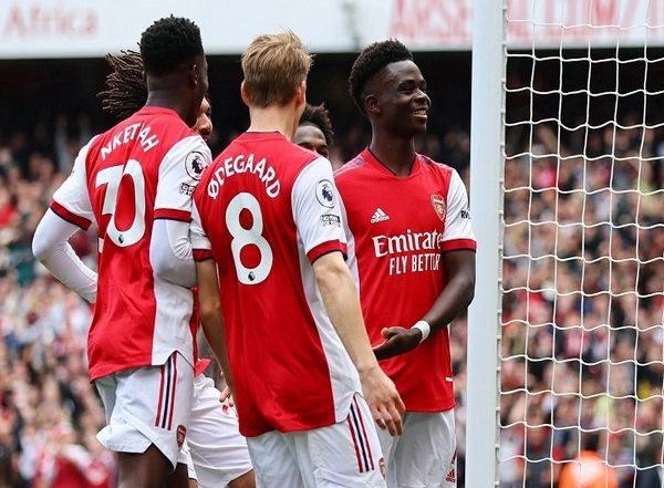 Sports News | Premier League: Arsenal Down Man Utd to Enter Top-4, Gabriel Jesus Hits Four as City Run Riot Against Watford