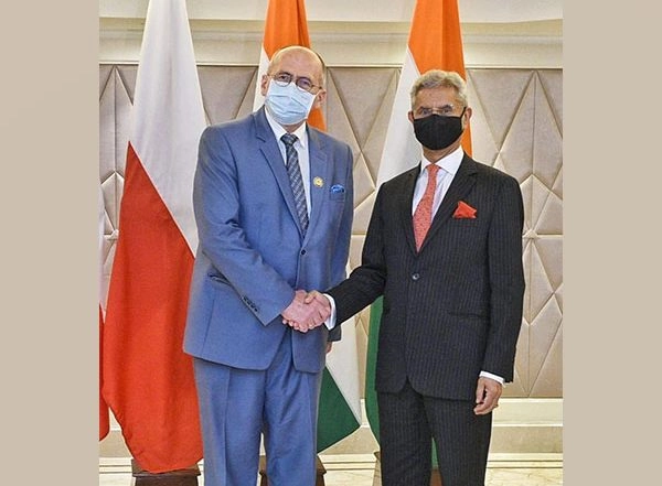 World News | India, Poland Discuss Ways to Boost Bilateral Ties