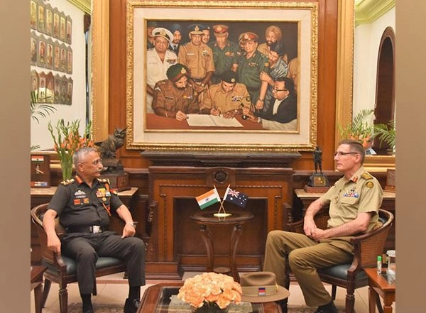 World News | Army Chief Narvane, Australian Chief of Defence Force Discuss Ways to Boost Bilateral Defence Ties
