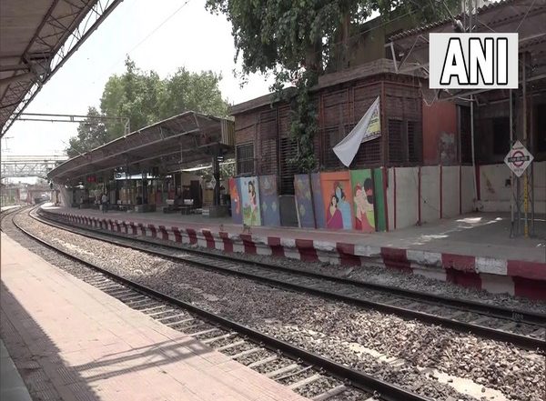 India News | Railways Issues Notice to Priest for Removal of 'illegally Built' Temple at Rajamandi Station