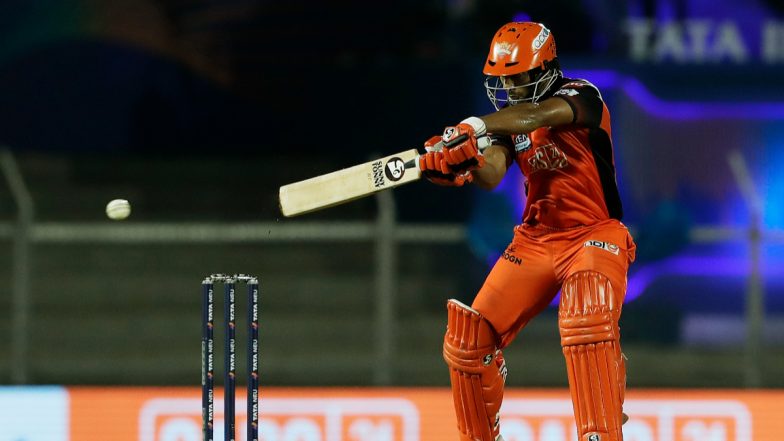 Rahul Tripathi Powers His Way to 21-Ball Fifty During SRH vs KKR IPL 2022 Clash