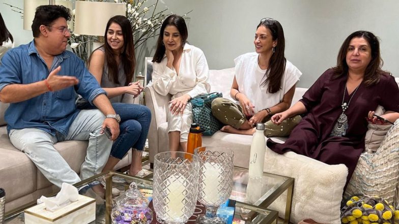 Farah Khan Poses With Maheep Kapoor, Bhavana Pandey and Seema Khan At Their ‘Fabulous Lunch’ (View Pics)