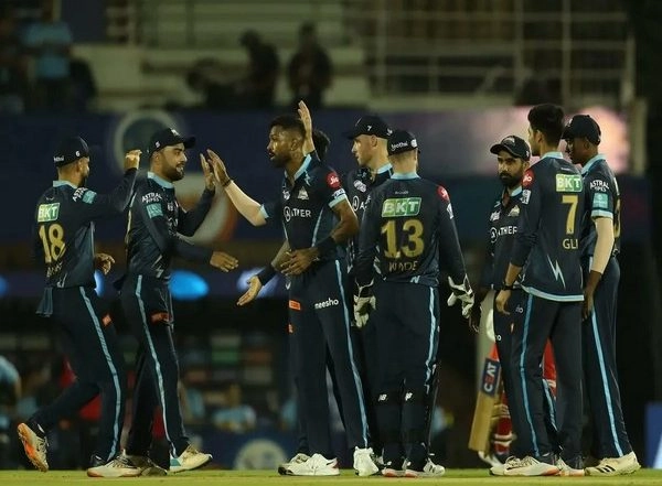 Sports News | IPL 2022: Gill Has Been Telling Everybody That He is There, Says Hardik Pandya