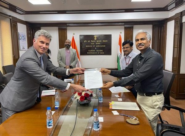 Business News | Indian Banana and Baby Corn Get Market Access in Canada