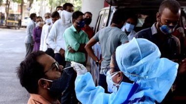 Uttar Pradesh: As COVID-19 Cases Spike, Govt Makes Wearing of Masks Compulsory in Lucknow, NCR Districts
